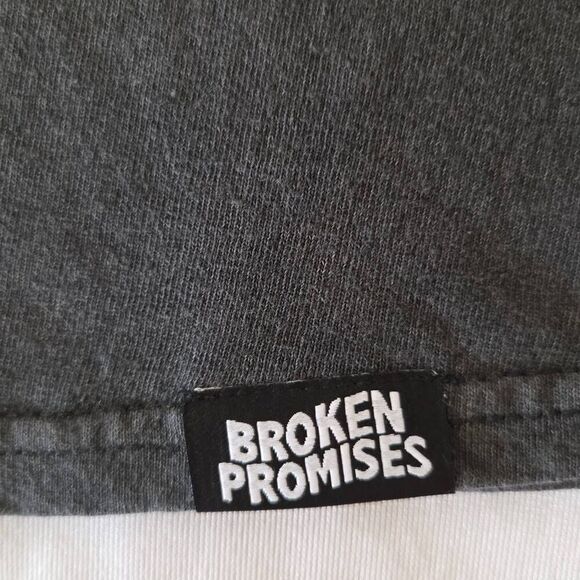 BROKEN PROMISES x Hot Wheels Graphic T-Shirt Black Washed Large - Picture 5 of 7